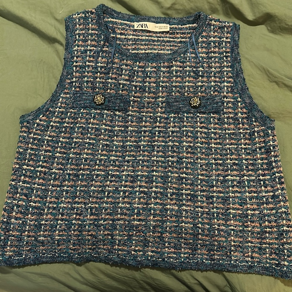 Zara Sleeveless Sweater Top